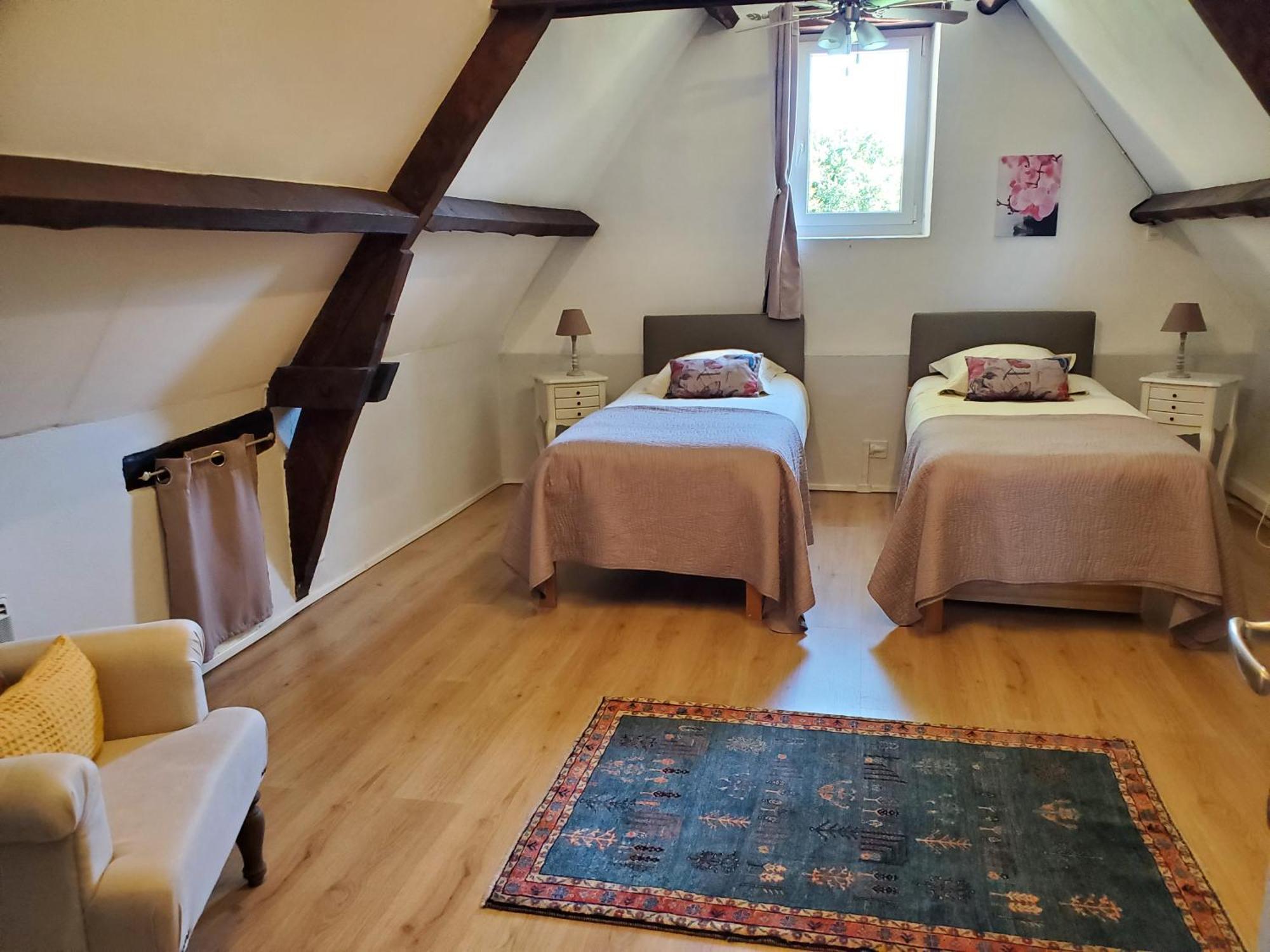Maison Climatisee Avec Jacuzzi A 10 Min De Sarlat Esterno foto